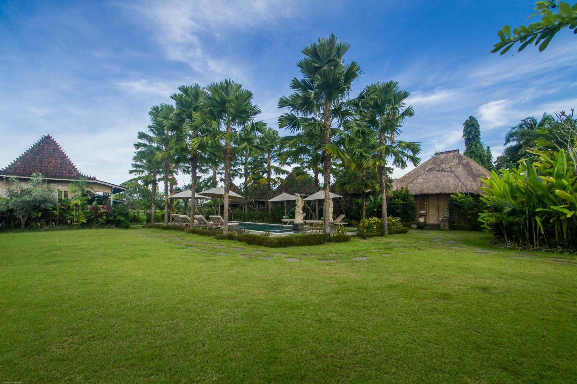 Aswanaya Villas Ubud Exterior photo